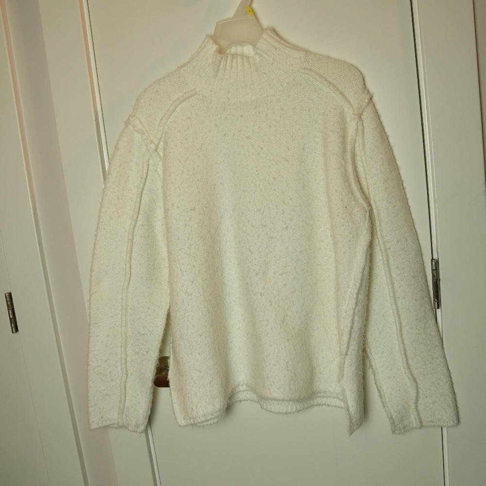 RD Style White turtle Neck Sweater
